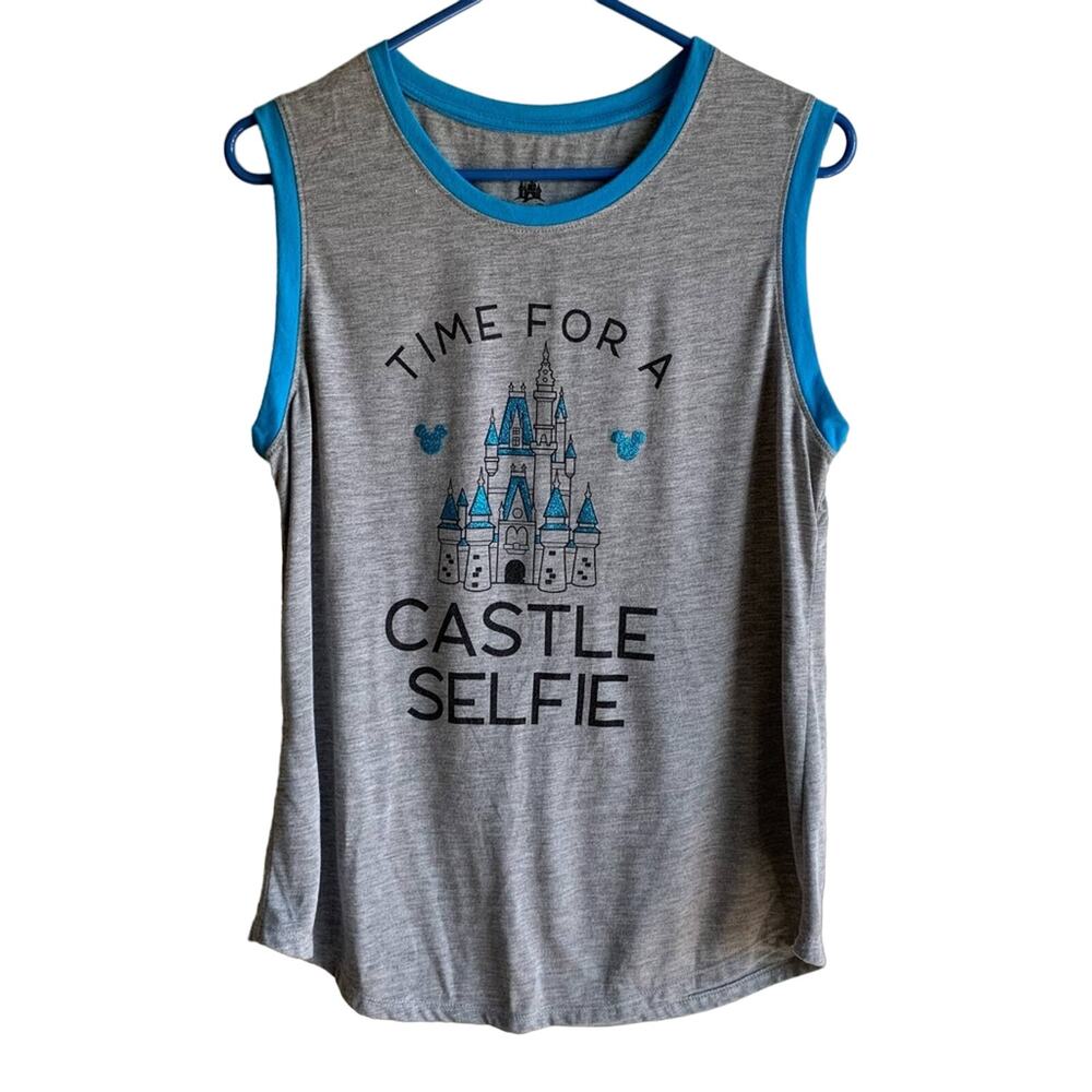 Disney Parks Time For A Castle Selfie Gray Tee Size Medium
